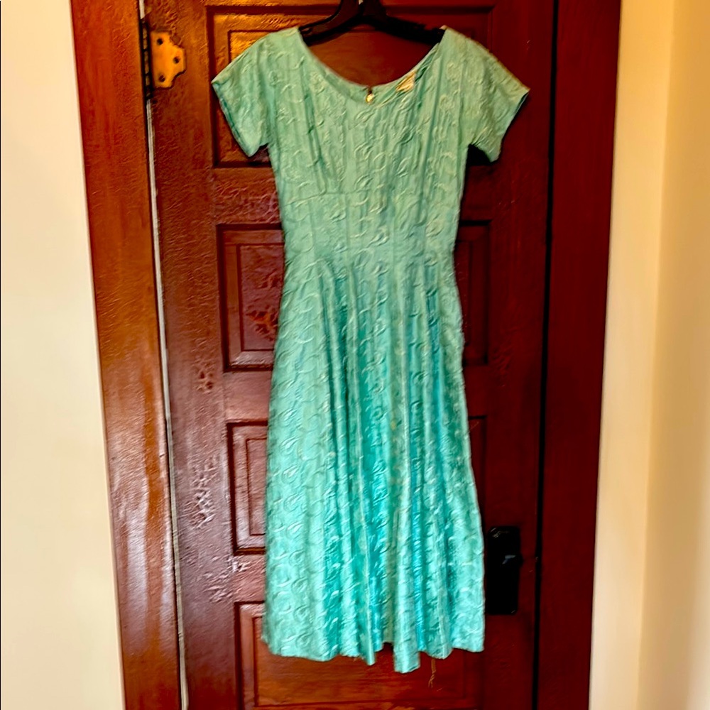 Elegant Vintage Teal Party Dress